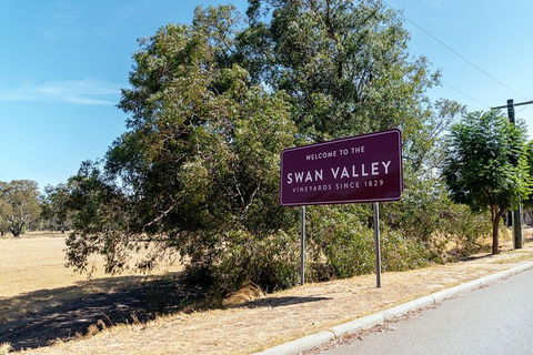 The Beautiful Swan Valley Private Day Trip: Vineyard Tour & Wine - Accommodation Kalgoorlie 2