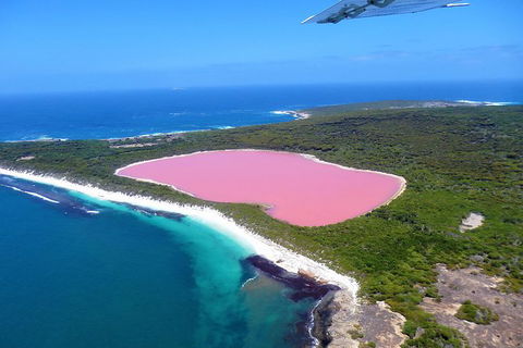Lake Hillier-Middle Island Scenic Flight From Esperance - Accommodation Kalgoorlie 0