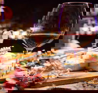Full-Day Gourmet Wine Tour with Pick Up and Lunch - Accommodation Kalgoorlie