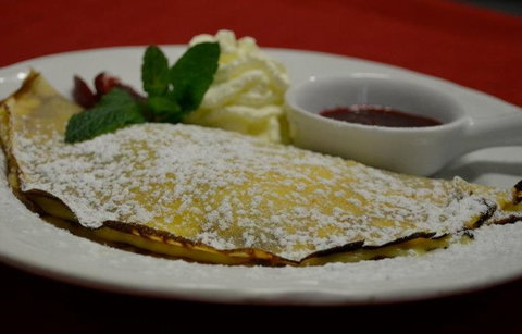 Des Alpes Swiss Restaurant - Accommodation Kalgoorlie 2