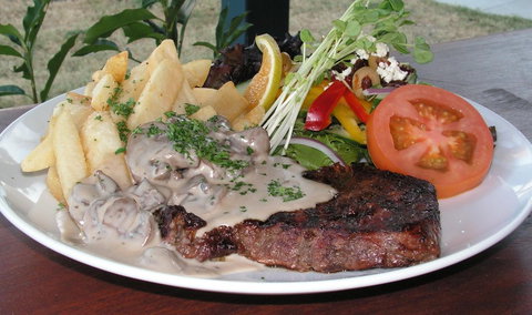 Fairways Tavern - Accommodation Kalgoorlie 1