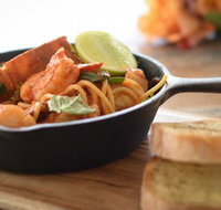 Tedder and Woodroffe Lounge and Dining - Accommodation Kalgoorlie