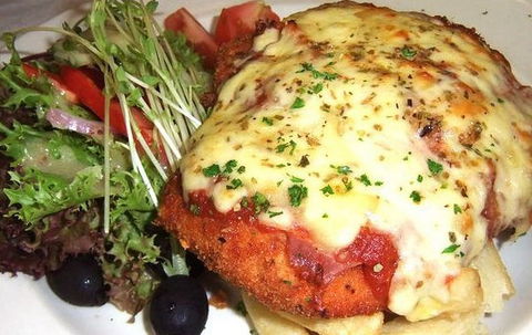 CASA Lounge Bar & Restaurant - Accommodation Kalgoorlie 1