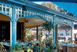 Georges Meze - Accommodation Kalgoorlie 0