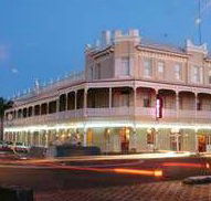The Rose Hotel - Lounge Bar - Accommodation Kalgoorlie