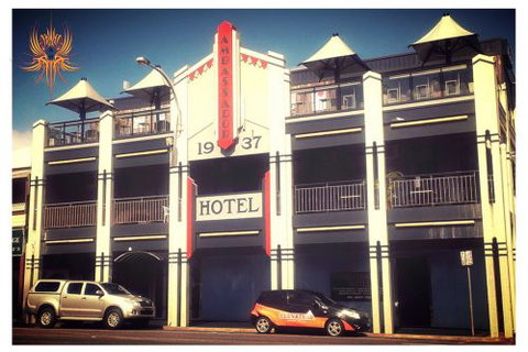 Mojo @The Ambassador Hotel - Accommodation Kalgoorlie 0