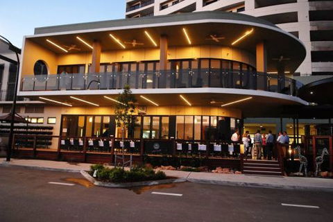 Q Bar & Brasserie On The Avenue - Accommodation Kalgoorlie 1