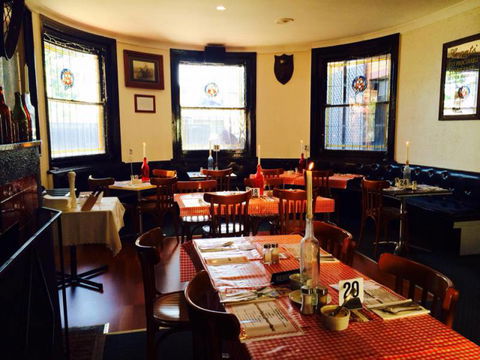 Queens Arms Hotel - Accommodation Kalgoorlie 2