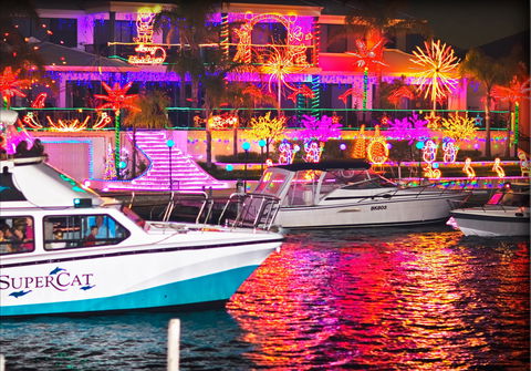 Christmas Lights Cruise - Accommodation Kalgoorlie 1