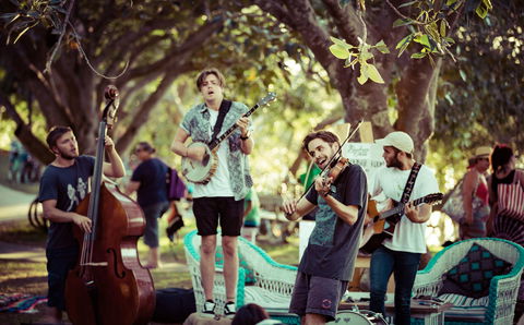 Buskers By The Lake - Accommodation Kalgoorlie 1