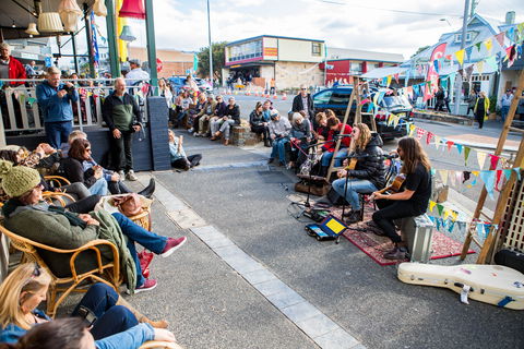 Live N Local In The Village - Accommodation Kalgoorlie 1