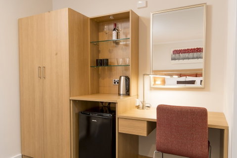 Adelaide Royal Coach - Accommodation Kalgoorlie 2
