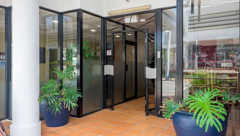 Aegean Apartments - Accommodation Kalgoorlie 1