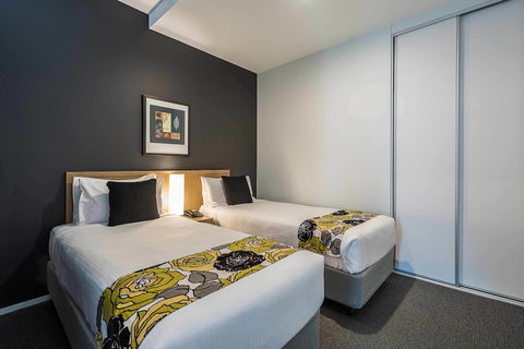 Mantra 100 Exhibition - Accommodation Kalgoorlie 6