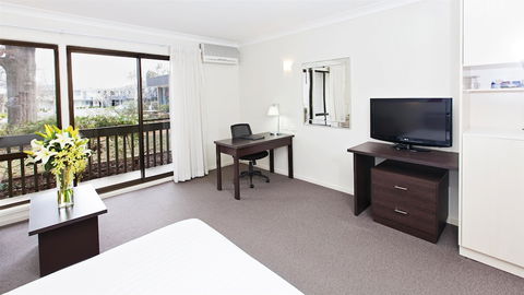 Ibis Styles Canberra Tall Trees - Accommodation Kalgoorlie 4