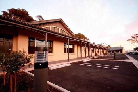 Sundowner Motel Hotel - Accommodation Kalgoorlie 1