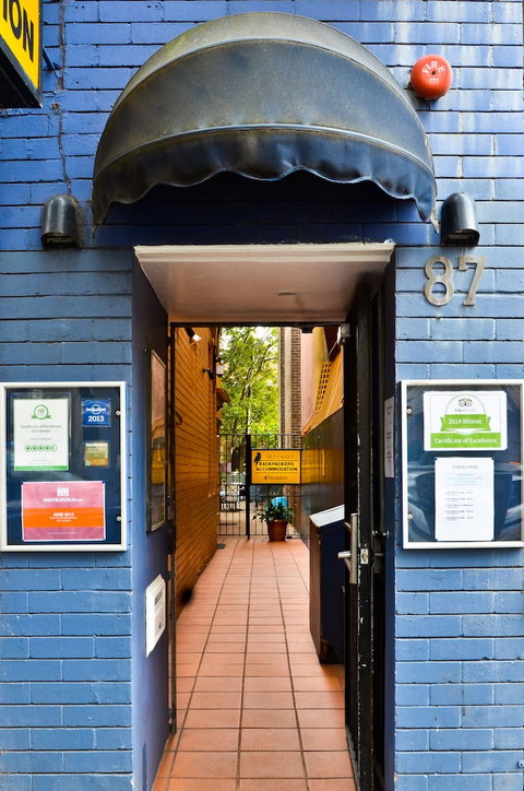 Blue Parrot Backpackers - Accommodation Kalgoorlie 0
