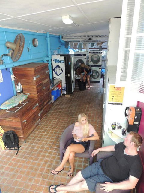 Reef Lodge Backpackers - Accommodation Kalgoorlie 5