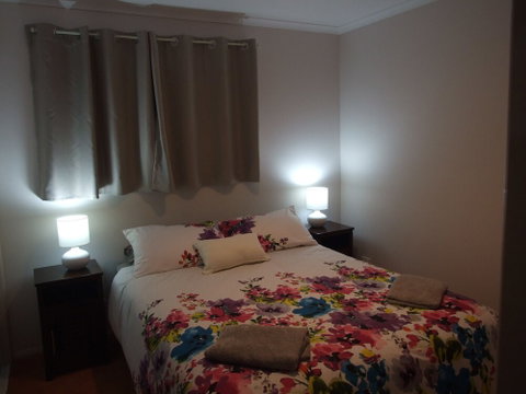 Lake Barra Cottages - Accommodation Kalgoorlie 2