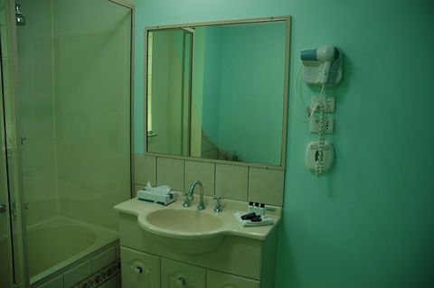 The Roseville Apartments - Accommodation Kalgoorlie 3
