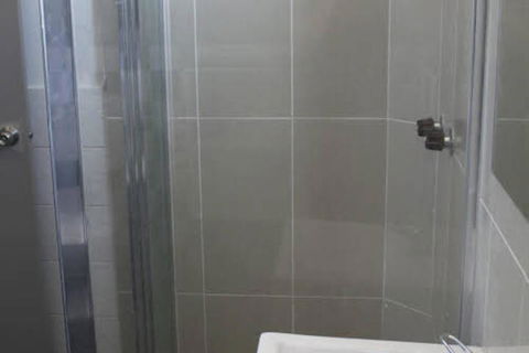 Dickson Backpackers - Accommodation Kalgoorlie 5