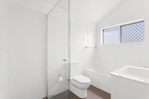 The Pines 5 - Accommodation Kalgoorlie 3