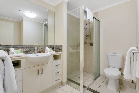 Centrepoint Apartments - Accommodation Kalgoorlie 6