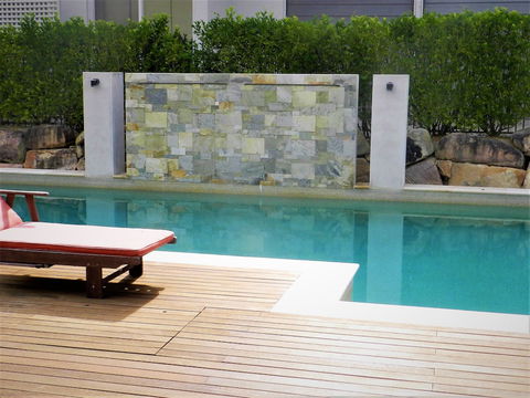 Shangri-La Gardens - Accommodation Kalgoorlie 2