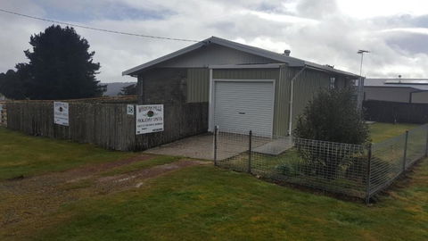 Waratah Falls Holiday Unit - Accommodation Kalgoorlie 1