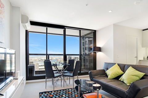 IFSuites (IFSTAYS) Upper West Side Apartment - Accommodation Kalgoorlie 2
