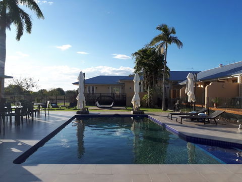 Kernow Charters Towers - Accommodation Kalgoorlie 4