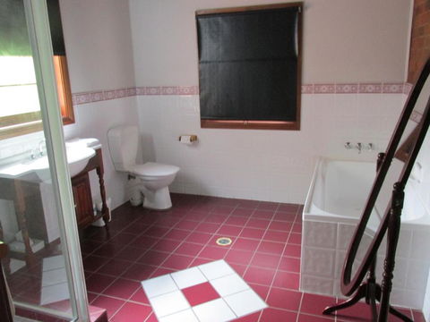 Henrys Cottage - Accommodation Kalgoorlie 1