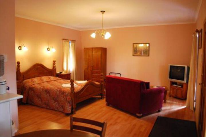 Brukunga SA Accommodation Kalgoorlie