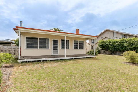 Bennetts - Accommodation Kalgoorlie 3
