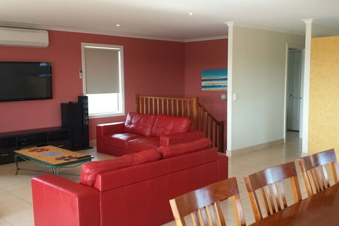 La Vista - Accommodation Kalgoorlie 6