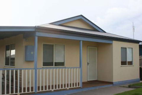 La Vista - Accommodation Kalgoorlie 0