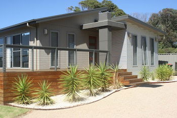 Malbecs - Accommodation Kalgoorlie 0