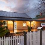 Rawsons Retreat Five Bedroom Home Walk CBD Includes Breakfast - Accommodation Kalgoorlie 0