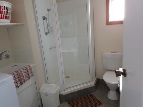Traplins Accomodation - Accommodation Kalgoorlie 4