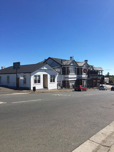 Lords Hotel - Accommodation Kalgoorlie 1