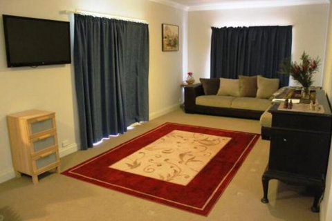 Lake Tyrrell Accommodation - Accommodation Kalgoorlie 3