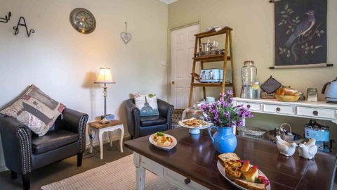Vicarage View Cottage - Accommodation Kalgoorlie 2