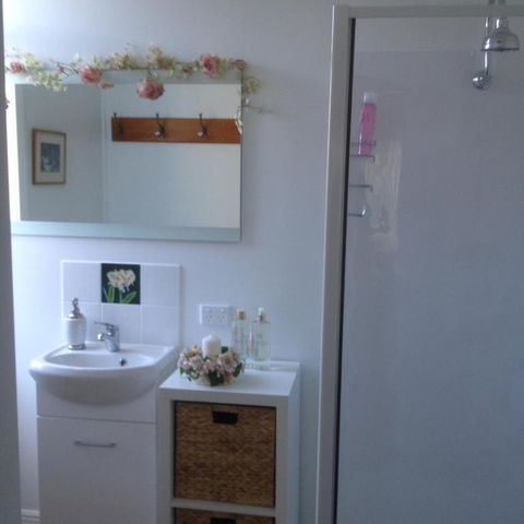 Ivy May Cottage - Accommodation Kalgoorlie 0