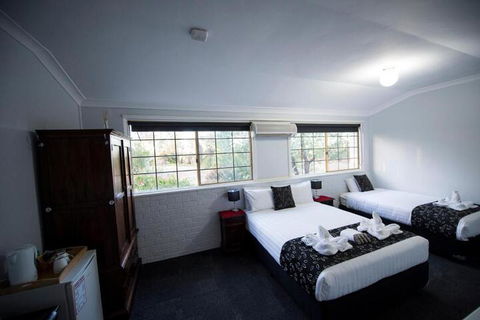 The Old Convent Dalwallinu - Accommodation Kalgoorlie 5