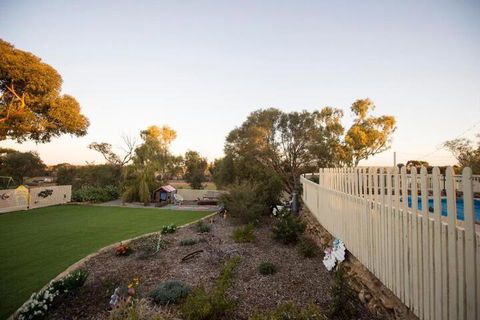 The Old Convent Dalwallinu - Accommodation Kalgoorlie 3
