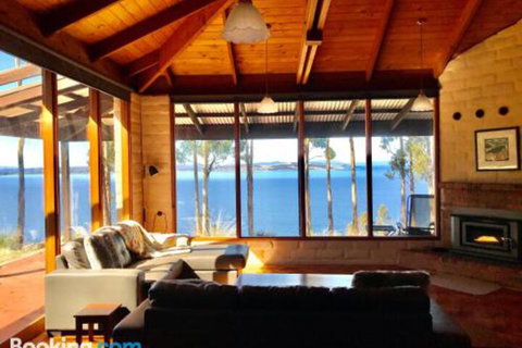 Tinderbox Cliff House - Accommodation Kalgoorlie 3