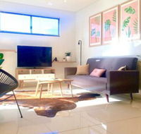 Darwin City Chic Apartment at the KUBE - Accommodation Kalgoorlie