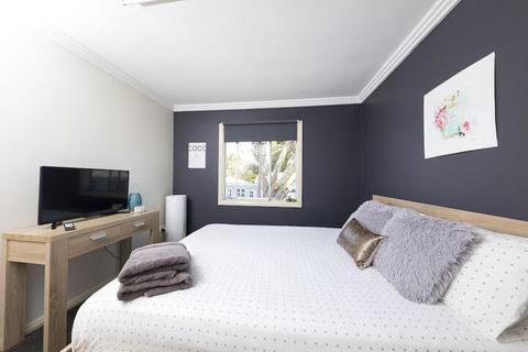 La Casa - Accommodation Kalgoorlie 7