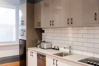 Bespoke On Main - Accommodation Kalgoorlie 2