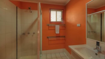 BIG4 Aussie Outback Oasis Holiday Park - Accommodation Kalgoorlie 1